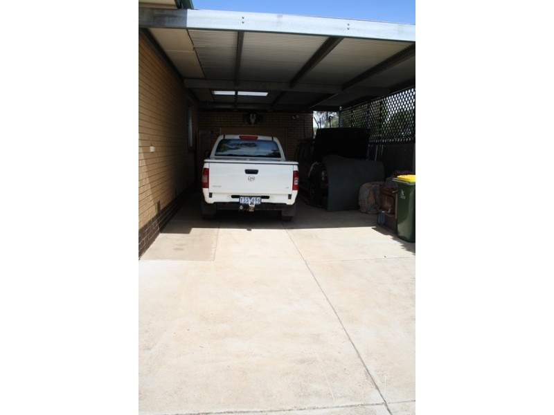 34 Harrow Road, Edenhope VIC 3318