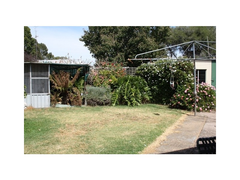 34 Harrow Road, Edenhope VIC 3318