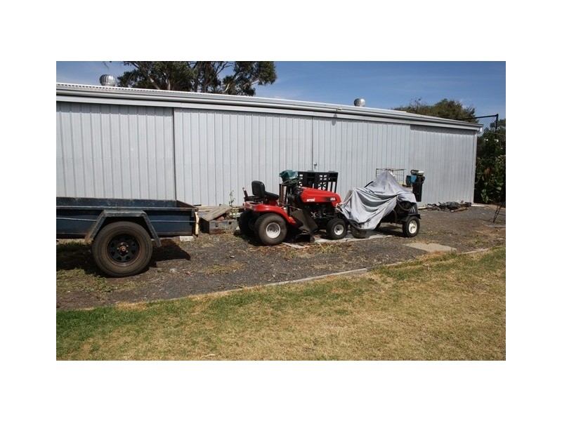 34 Harrow Road, Edenhope VIC 3318