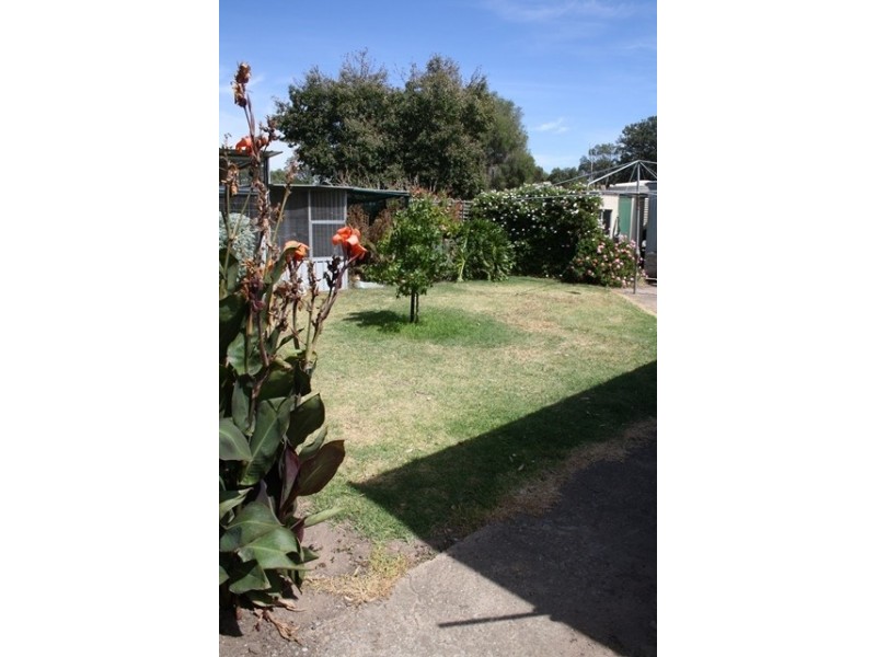 34 Harrow Road, Edenhope VIC 3318