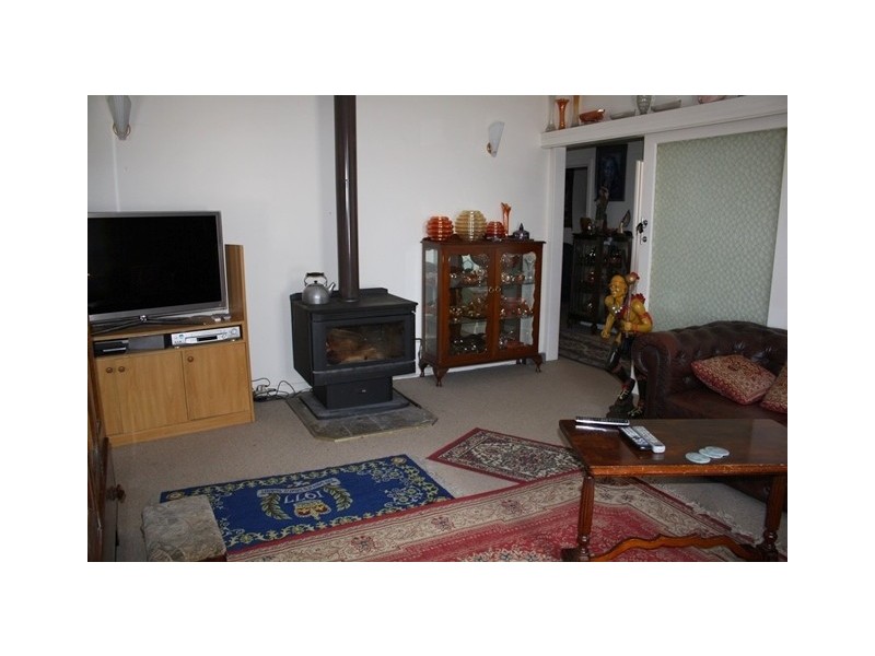 34 Harrow Road, Edenhope VIC 3318