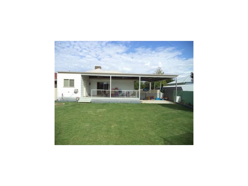 227 Westblade Avenue, Kerang VIC 3579