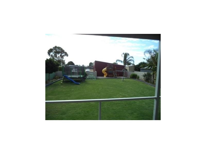 227 Westblade Avenue, Kerang VIC 3579