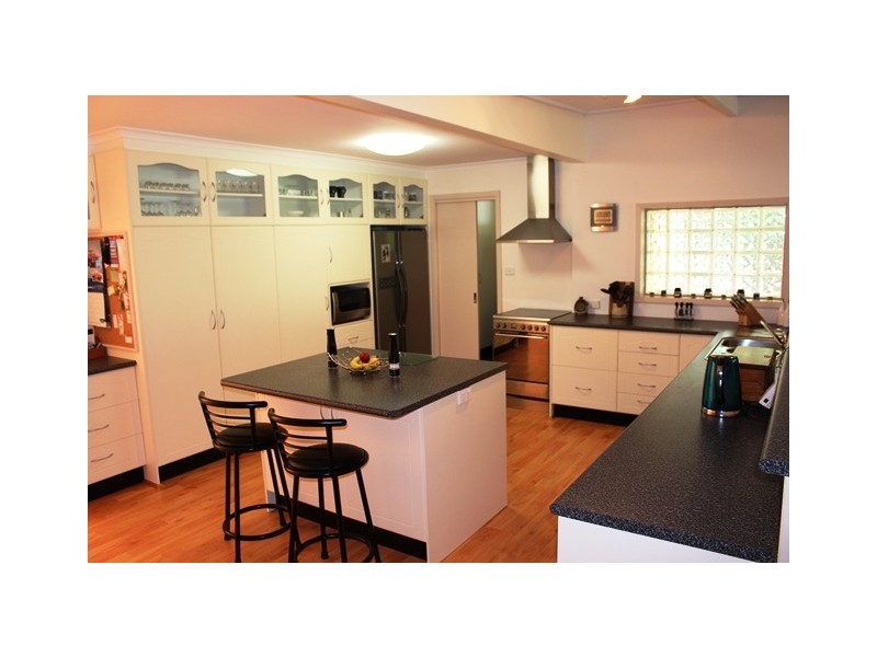 16 Villeneuve Street, Alexandra VIC 3714