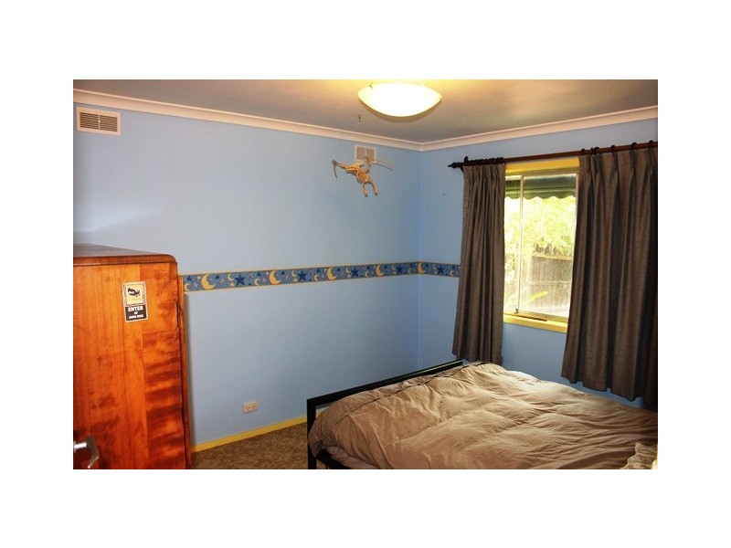 16 Villeneuve Street, Alexandra VIC 3714