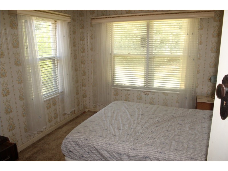 68 Malvern Park Rd, Denison VIC 3858