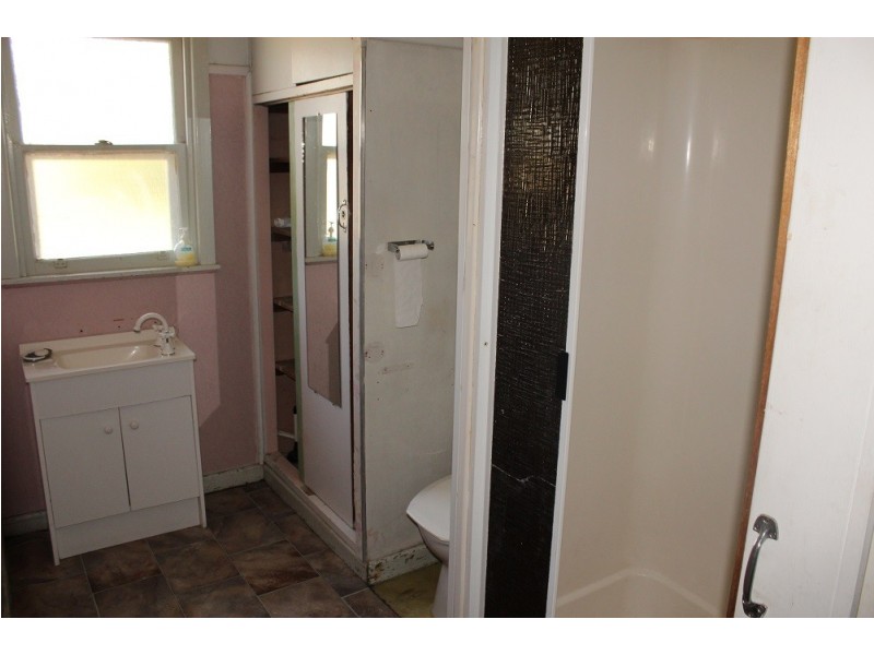 68 Malvern Park Rd, Denison VIC 3858