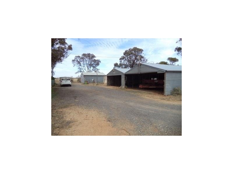 167 Wells Road, Lake Charm VIC 3581