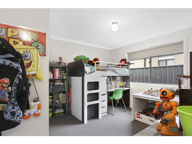 16 Hilltop Crescent, Heyfield VIC 3858