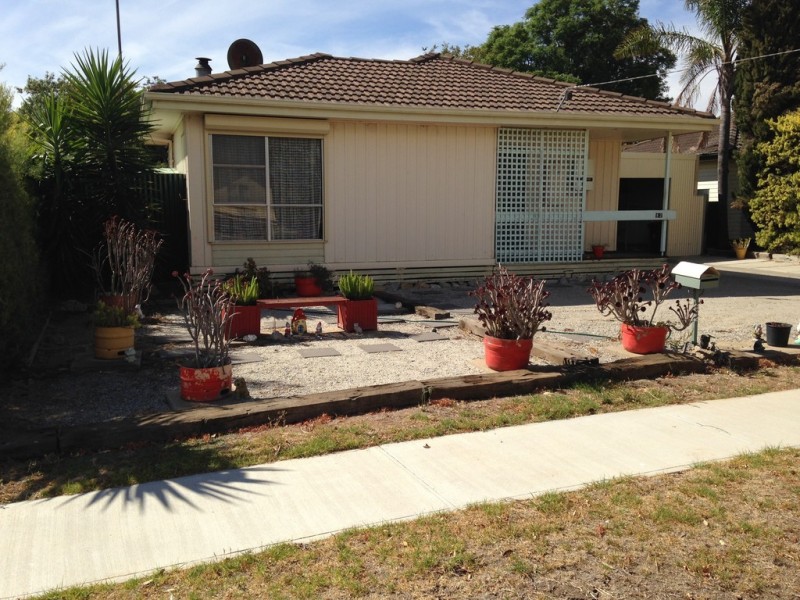 82 Lilac Avenue, Kerang VIC 3579