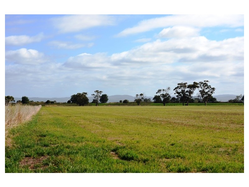 195 Bayles Cora Lynn Road, Cora Lynn VIC 3814