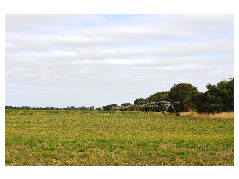 195 Bayles Cora Lynn Road, Cora Lynn VIC 3814