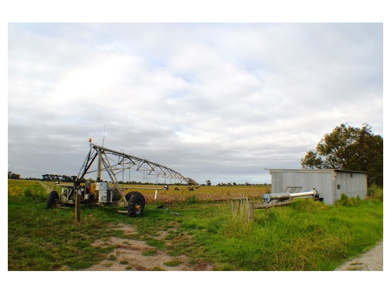 195 Bayles Cora Lynn Road, Cora Lynn VIC 3814