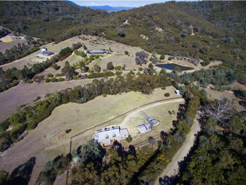 63 Alford Avenue, Eildon VIC 3713