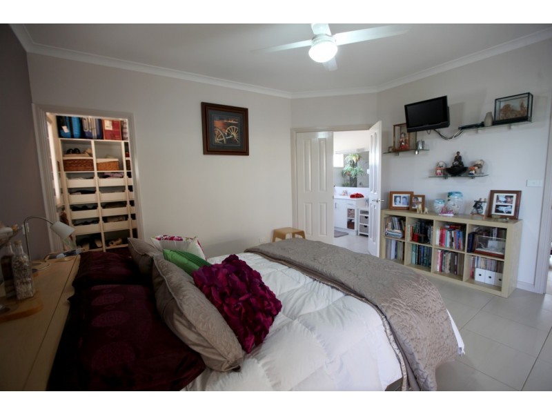 4 Wise Street, Kerang VIC 3579