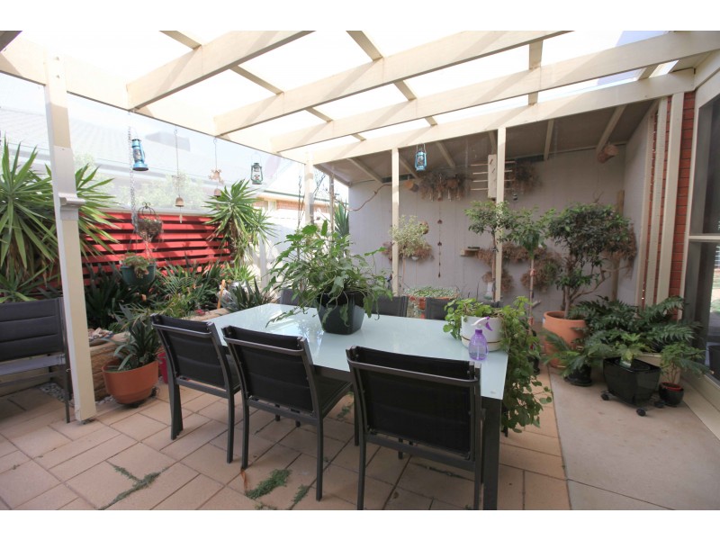 4 Wise Street, Kerang VIC 3579