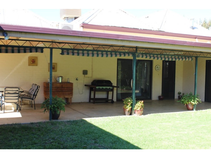 120 Victoria Street, Kerang VIC 3579