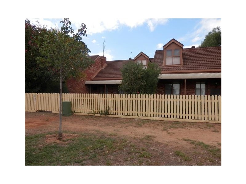 Unit 2 5 Shaw, Moama NSW 2731