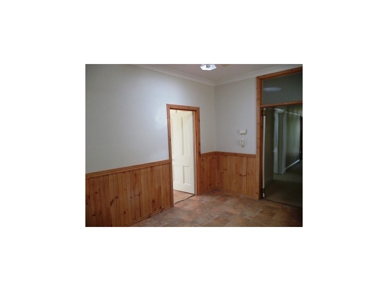 100 Victoria Street, Kerang VIC 3579