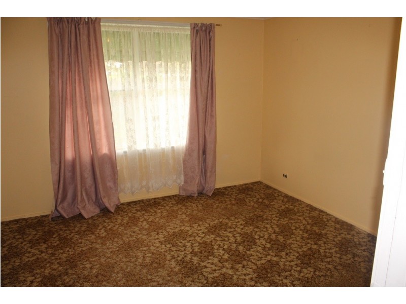 29 Mills Street, Heyfield VIC 3858