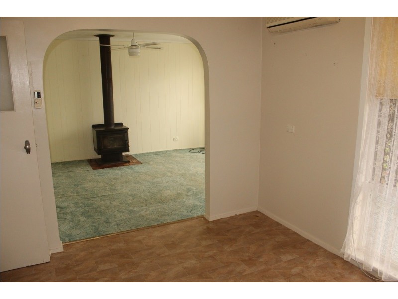 29 Mills Street, Heyfield VIC 3858