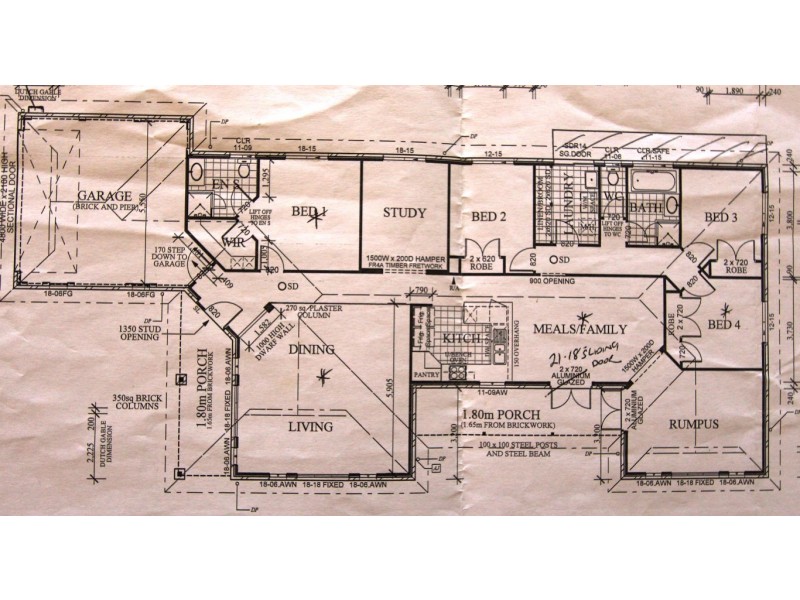 17 Peterkin Street, Alexandra VIC 3714 Floorplan