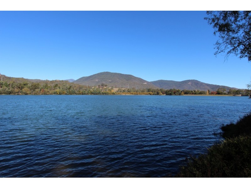 27 Shaw Ave, Eildon VIC 3713