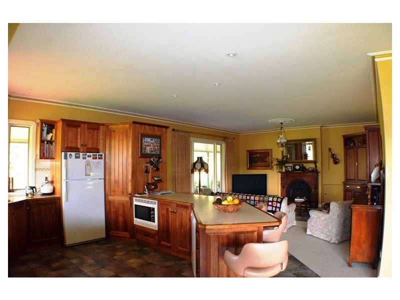 65 Leppitt Road, Melbourne VIC 3000