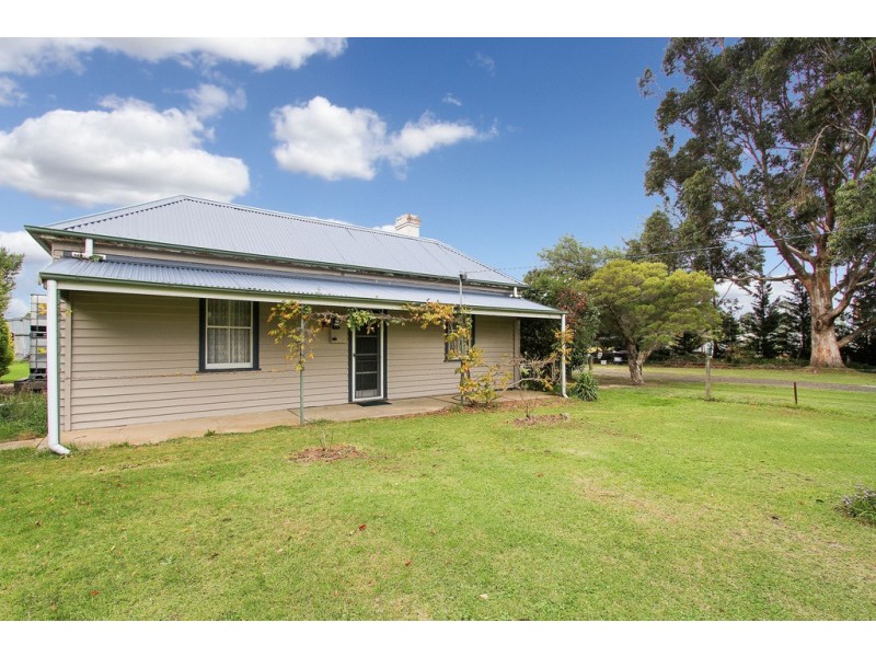 30 – 32 Railway Street, Cowwarr VIC 3857