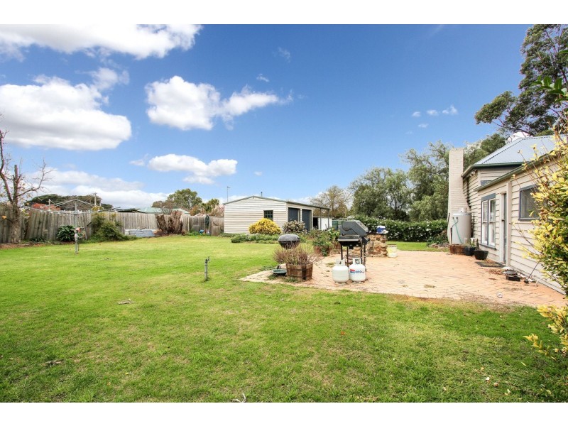30 – 32 Railway Street, Cowwarr VIC 3857