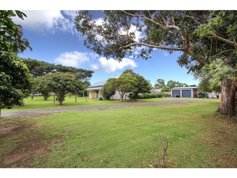 30 – 32 Railway Street, Cowwarr VIC 3857
