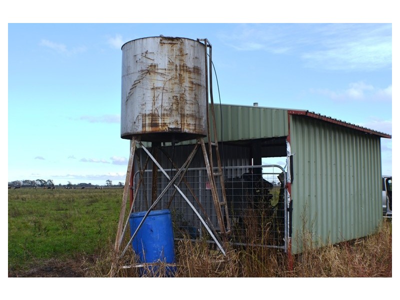 190 and 250 Temby Road, Iona VIC 3815