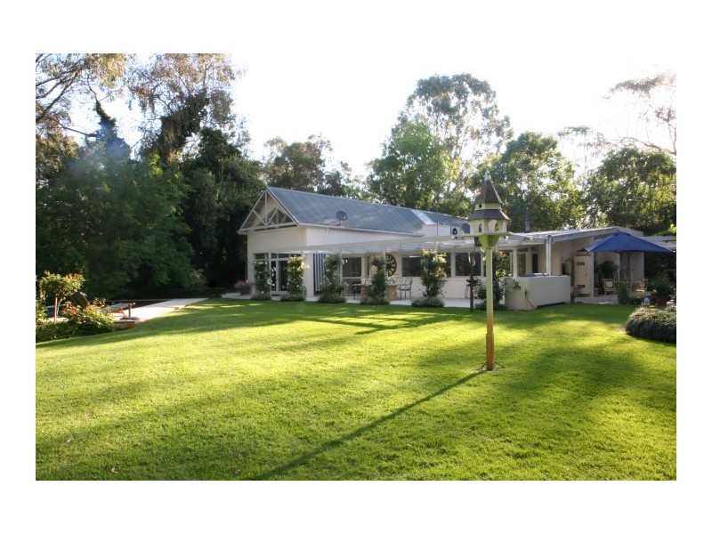 222-224 Wharparilla Drive, Echuca VIC 3564