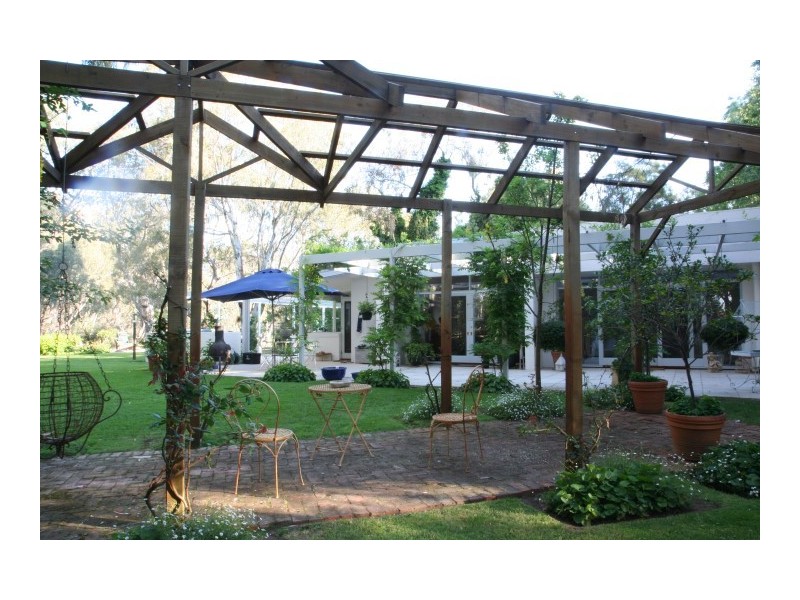 222-224 Wharparilla Drive, Echuca VIC 3564