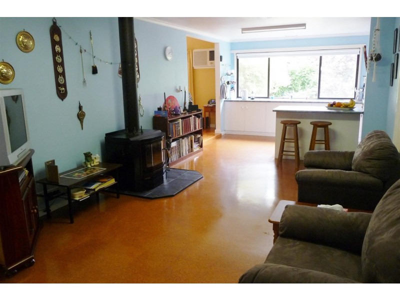 14-16 Warren Rd, Halls Gap VIC 3381
