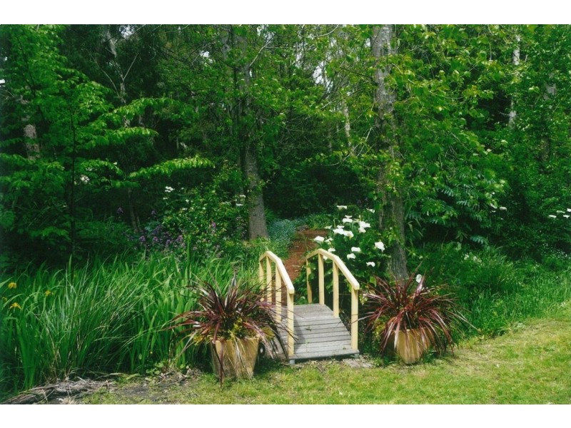 14-16 Warren Rd, Halls Gap VIC 3381