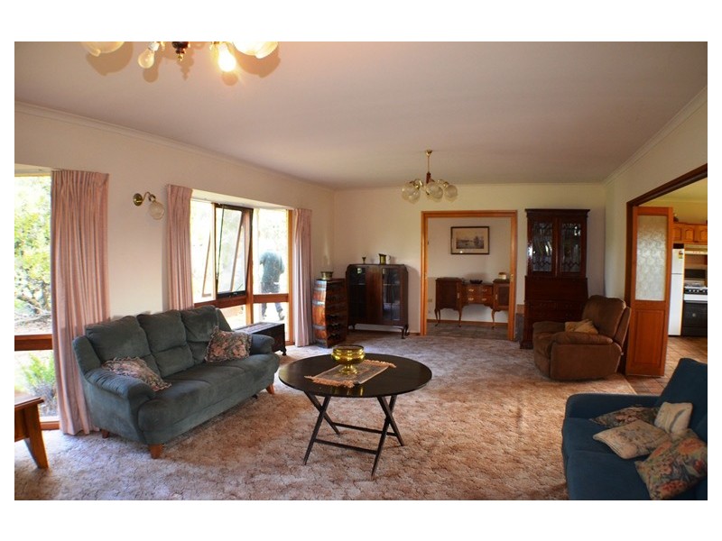 1 Loughridge Court, Grantville VIC 3984