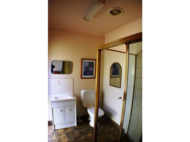 1 Loughridge Court, Grantville VIC 3984