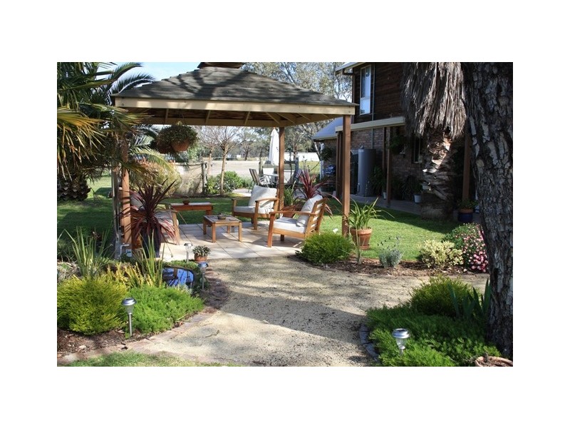 125 Powers Creek Road, Edenhope VIC 3318