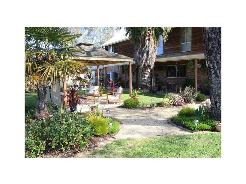 125 Powers Creek Road, Edenhope VIC 3318