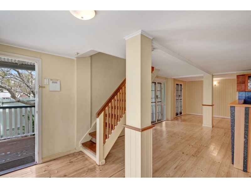 16 Robertson Avenue, Margate QLD 4019