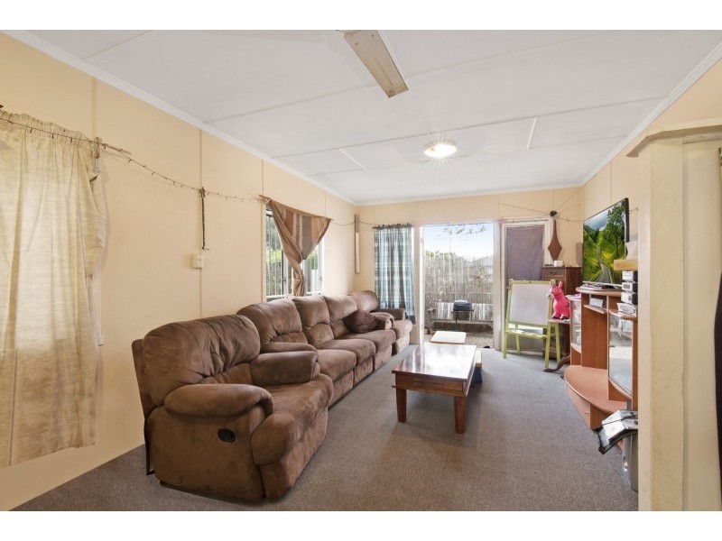 127 Maine Road, Clontarf QLD 4019