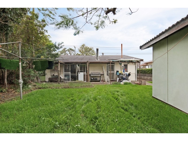 127 Maine Road, Clontarf QLD 4019