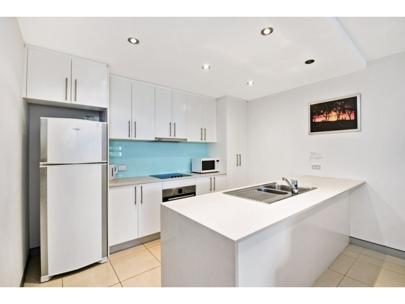 3/83 Marine Parade, Redcliffe QLD 4020