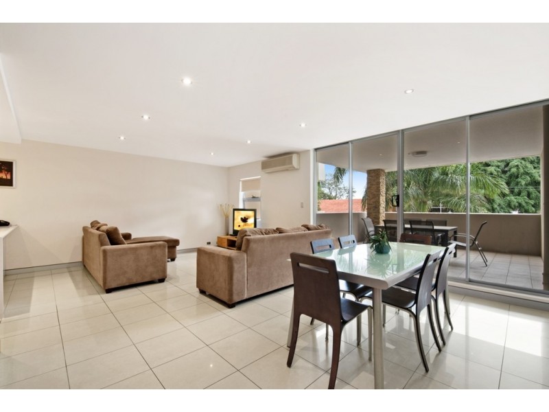 3/83 Marine Parade, Redcliffe QLD 4020