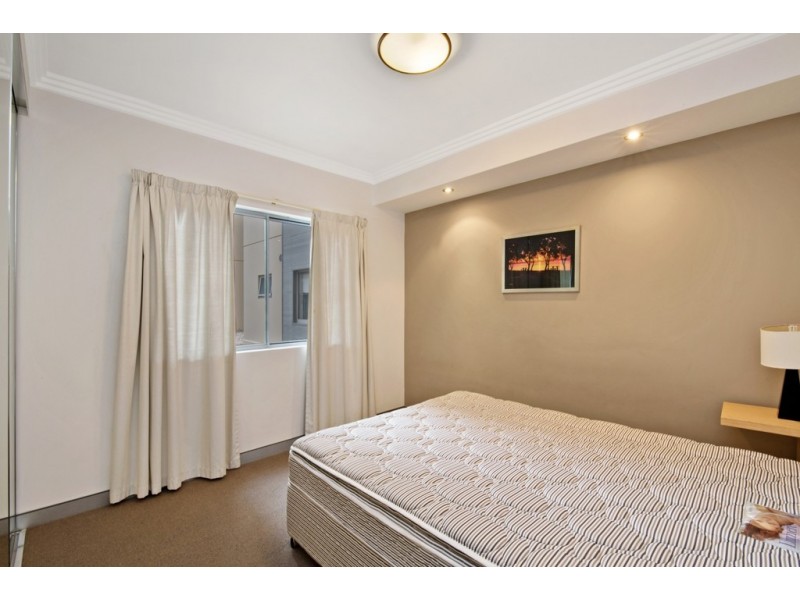 3/83 Marine Parade, Redcliffe QLD 4020