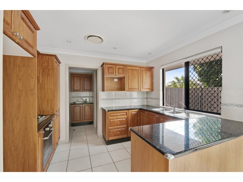 1/11 Georgina Street, Woody Point QLD 4019