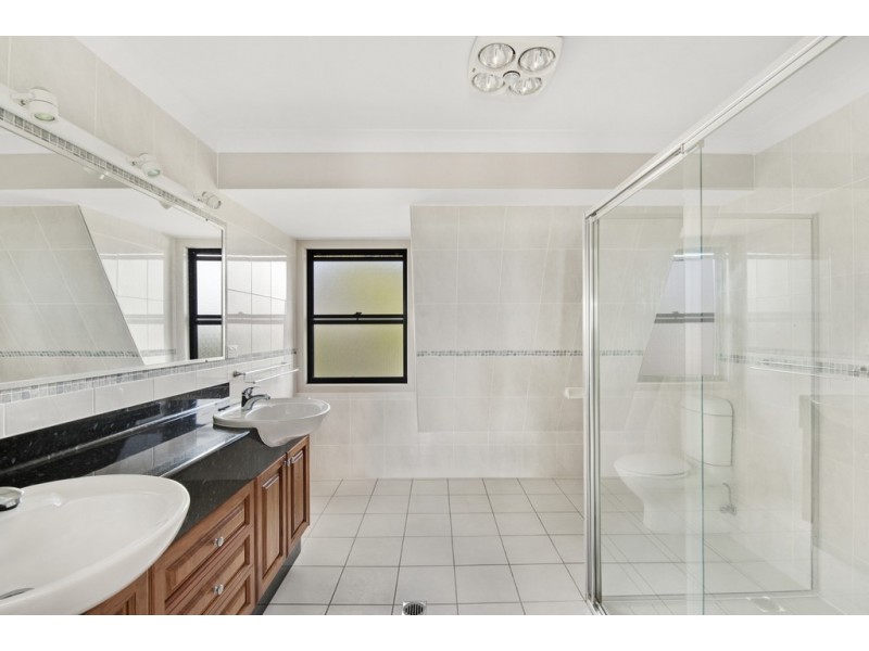 1/11 Georgina Street, Woody Point QLD 4019