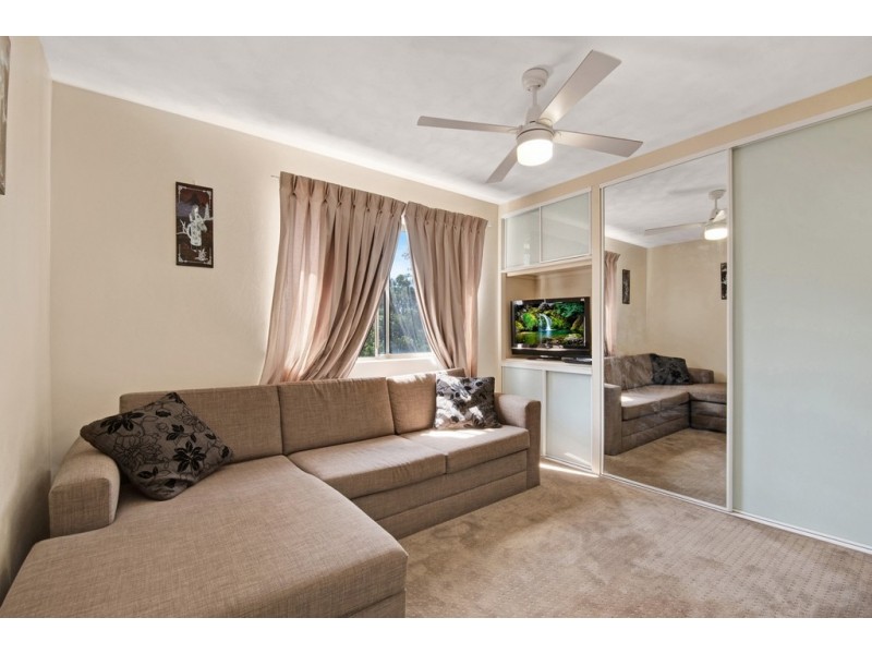 1/35 Hawthorne Street, Woody Point QLD 4019