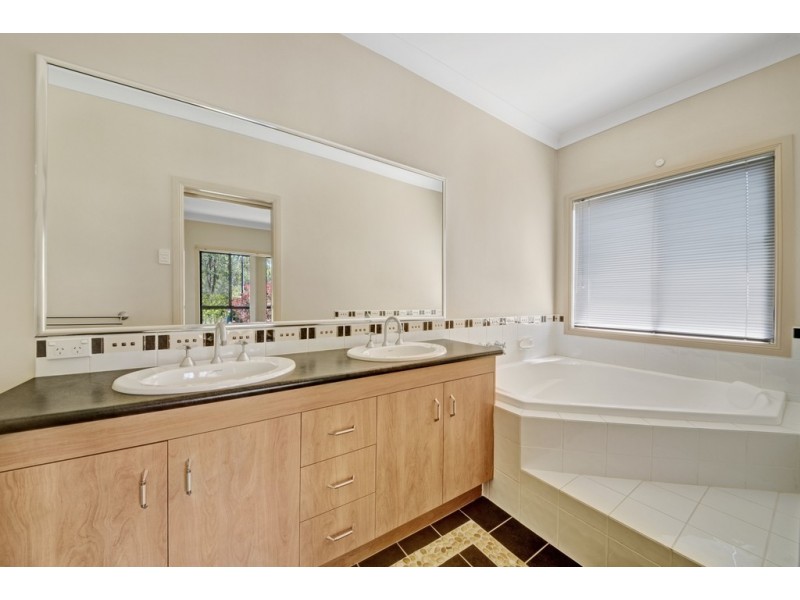 3 Peron Crescent, North Lakes QLD 4509